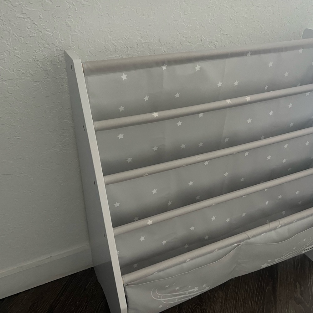 Gray Star Book Rack - Picture 2 of 3